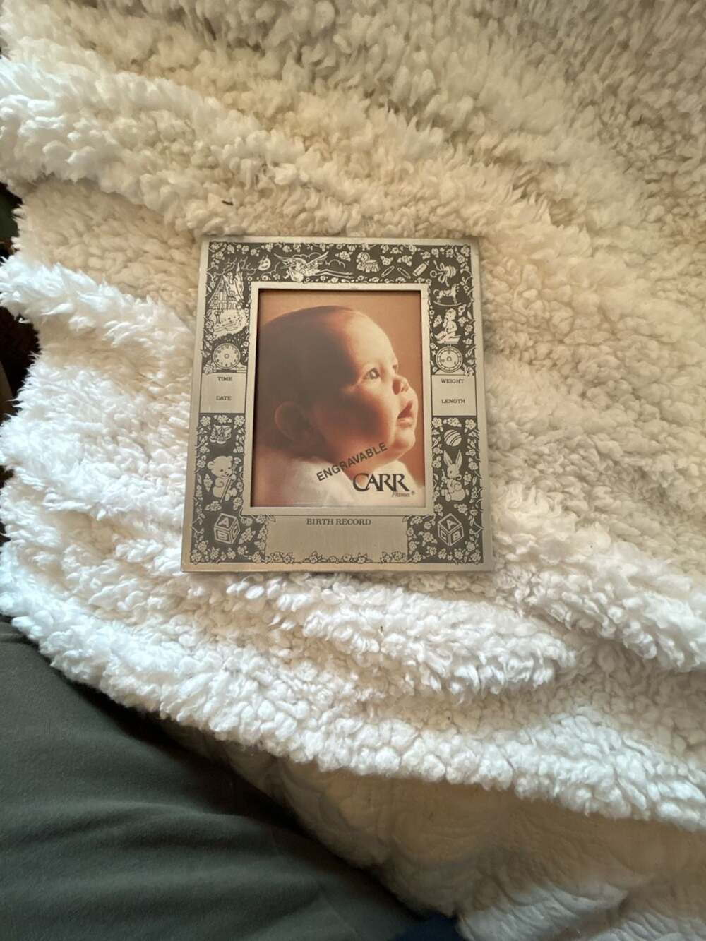 Carr Frames Vintage Engravable Baby Birth Record Picture Frame 3x4